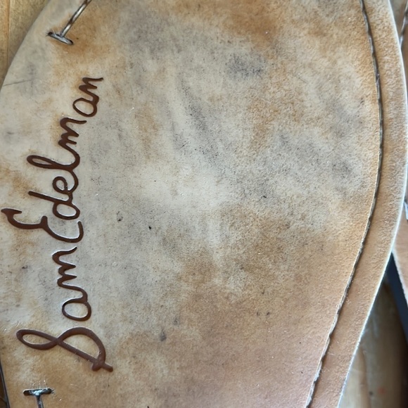 Sam Edelman Suede Multicolored Rainbow PomPom T-Strap Sandal Cream 9 - Picture 12 of 15